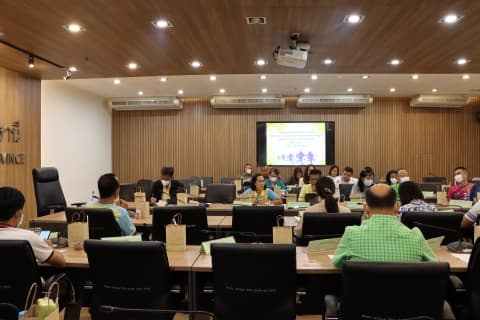 ระชุมโครงการเดิน-วิ่งเฉลิมพระเกียรติพระบาทสมเด็จพระเจ้าอยู่หัว เนื่องในวันฉัตรมงคล 4 พฤษภาคม
