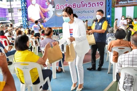 พิธีเปิด Kick Off ฉีดวัคซีนป้องกัน covid-19 ของจังหวัดอุทัยธานี