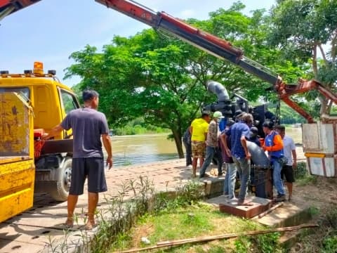 เสริมเครื่องสูบน้ำเพิ่มตามจุดที่มีน้ำท่วมขัง เพื่อเร่งระบายน้ำ