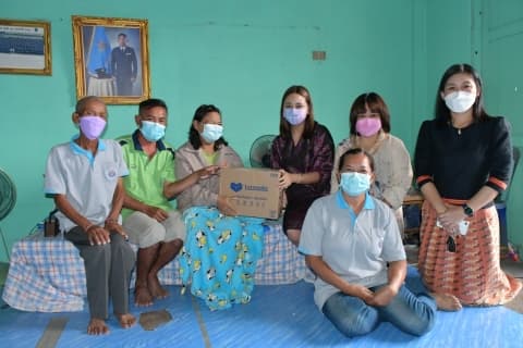 ลงพื้นที่เยี่ยมบ้านผู้พิการทางการมองเห็น 2 รายในเขตเทศบาลเมืองอุทัยธานี