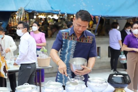 กิจกรรมเข้าวัดฟังธรรมวันธรรมวสนะ ไหว้พระวัดขวิด (ร้าง) จังหวัดอุทัยธานี ประจำปีงบประมาณ พ.ศ. 2566