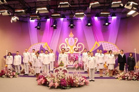 ร่วมบันทึกเทปโทรทัศน์ถวายพระพรชัยมงคล เนื่องในวันคล้ายวันเฉลิมพระชนม พรรษา สมเด็จพระนางเจ้าสุทิดา พัชรสุธาพิมลลักษณ พระบรมราชินี