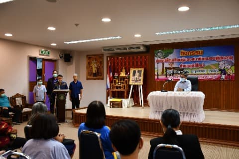 เปิดการอบรมให้ความรู้กิจกรรมแลกเปลี่ยนเรียนรู้สมาชิกชมรมผู้สูงอายุตำบลอุทัยใหม่ โครงการส่งเสริมสุขภาพผู้สูงอายุในชุมชน ประจำปีงบประมาณ 2566