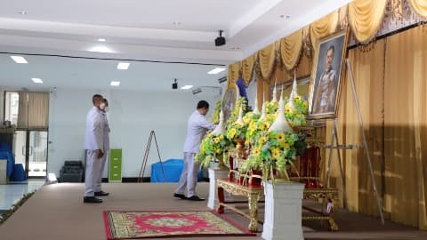 พิธีวางพวงมาลาถวายราชสักการะ วันพระบาทสมเด็จพระปกเกล้าเจ้าอยู่หัว