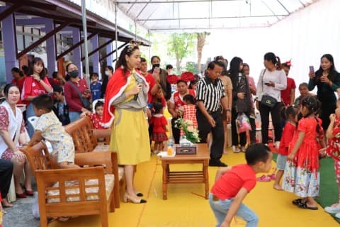 กิจกรรมวันคริสต์มาส วันปีใหม่ และวันเด็กแห่งชาติ ศูนย์พัฒนาเด็กเล็กเทศบาลเมืองอุทัยธานี