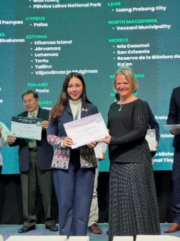 รับรางวัล Top 100 Green Destinations 2024