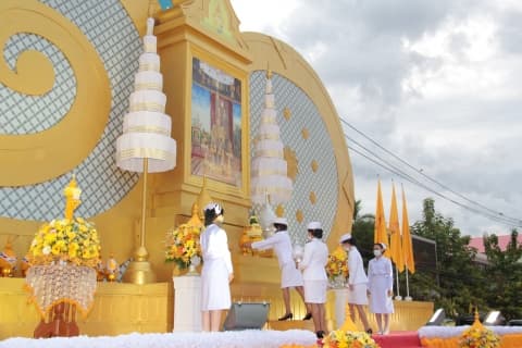 พิธีจุดเทียนถวายพระพรชัยมงคล