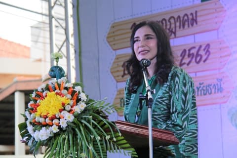 พิธีเปิดงานเกษตรอินทรีย์ วิถีอุทัย “Re Start อุทัยธานี”