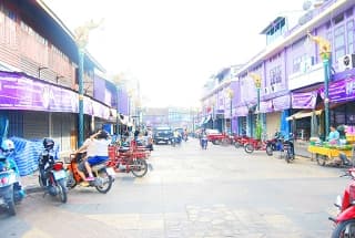 ตลาดริมน้ำลานสะแกกรัง