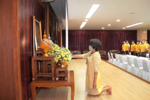 รับฟังบรรยายหัวข้อความสำคัญของสถาบันพระมหากษัตริย์ กับประเทศไทย