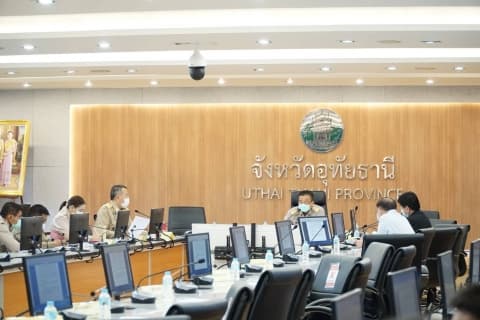 ร่วมประชุมคณะกรรมการโรคติดต่อ