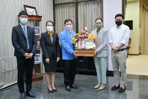 อวยพรปีใหม่นายกฯปานัดฌา ไทยเศรษฐ์ นายกเทศมนตรีเมืองอุทัยธานี