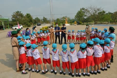 พิธีเปิดกิจกรรมโครงการลูกเสือน้อย ประจำปีการศึกษา 2564 ของโรงเรียนเทศบาลบ้านปากกะบาด