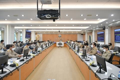 ประชุมคณะกรมการจังหวัดและหัวหน้าส่วนราชการจังหวัดอุทัยธานี