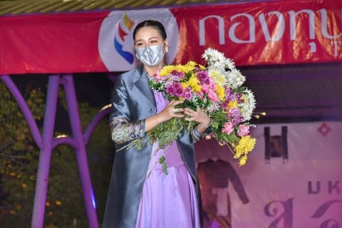 งานมหกรรมของดี วิถีสตรี เมืองอู่ไท เนื่องในวันสตรีสากล ประจำปี 2565