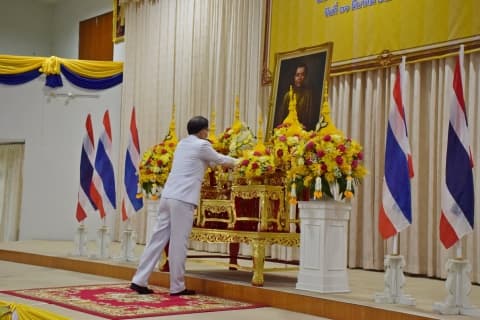 พิธีวันที่ระลึกพระบาทสมเด็จพระนั่งเกล้าเจ้าอยู่หัว พระมหาเจษฎาราชเจ้า และวันข้าราชการพลเรือน ประจำปี 2565