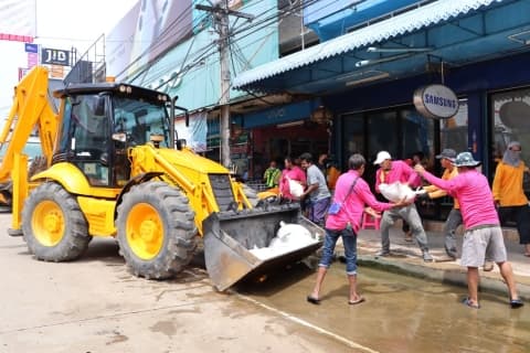 ฟื้นฟูหลังน้ำท่วม