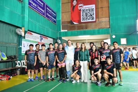 ร่วมพิธีเปิดการแข่งขันแบดมินตัน และเปิดป้ายสนามแบดมินตัน องค์การบริหารส่วนจังหวัดอุทัยธานี